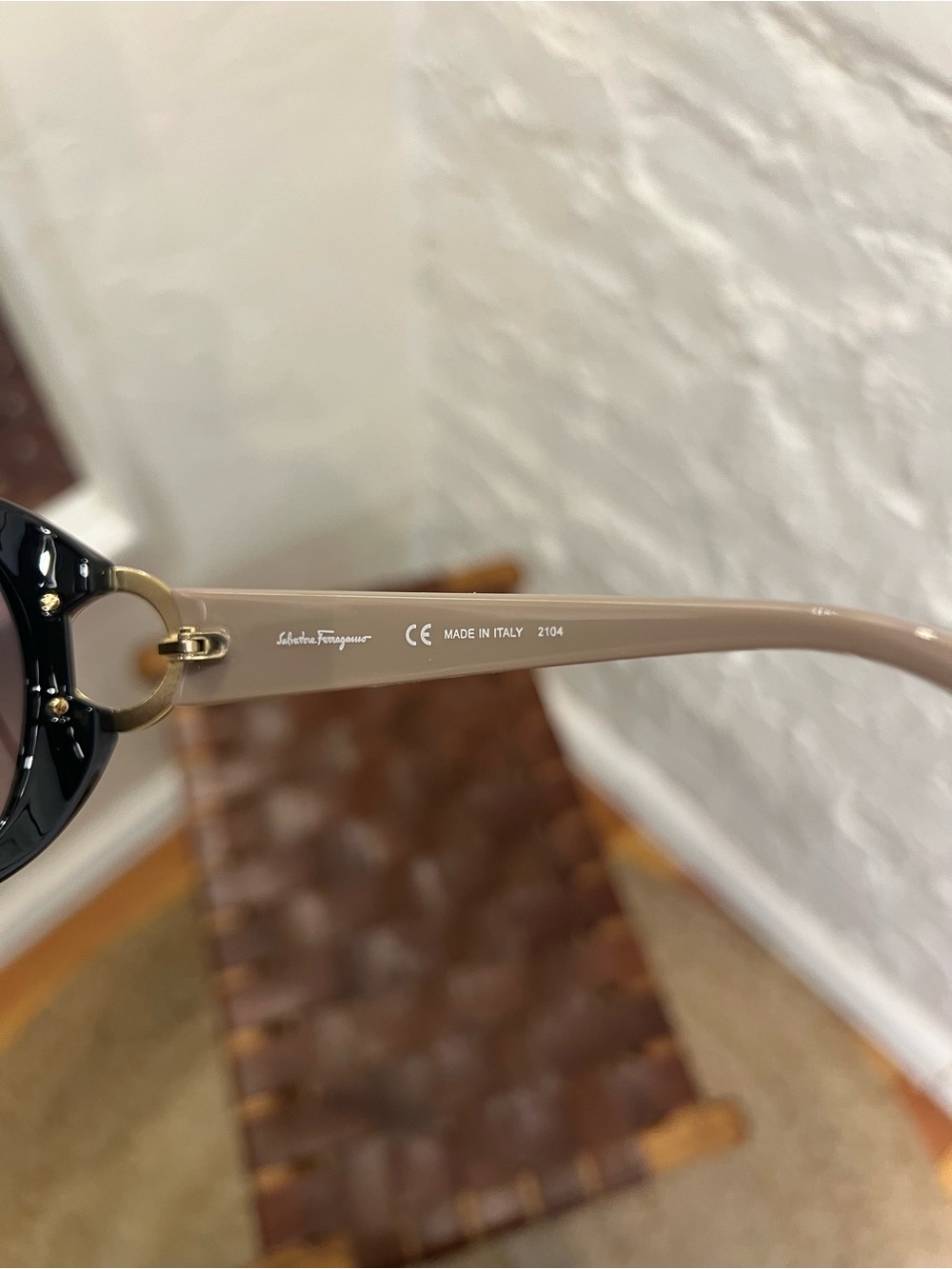 Salvatore Ferragamo SF668S - Picture 6 of 7